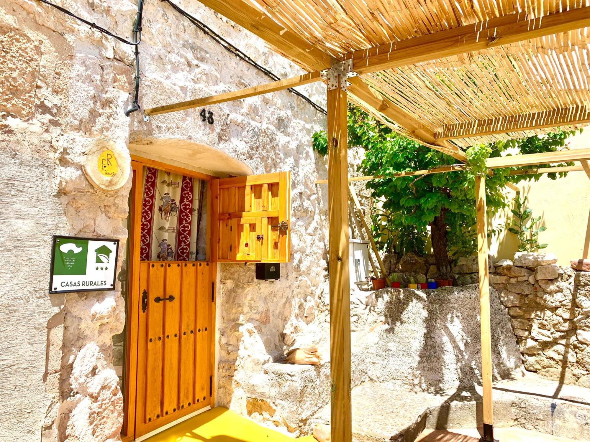 シグエンサ El Retiro & Gastro Vivenciasヴィラ エクステリア 写真